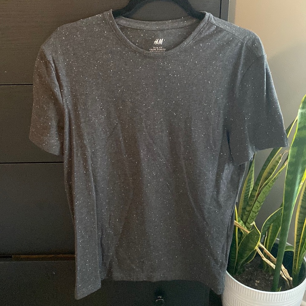 Grey speckled short sleeve tee